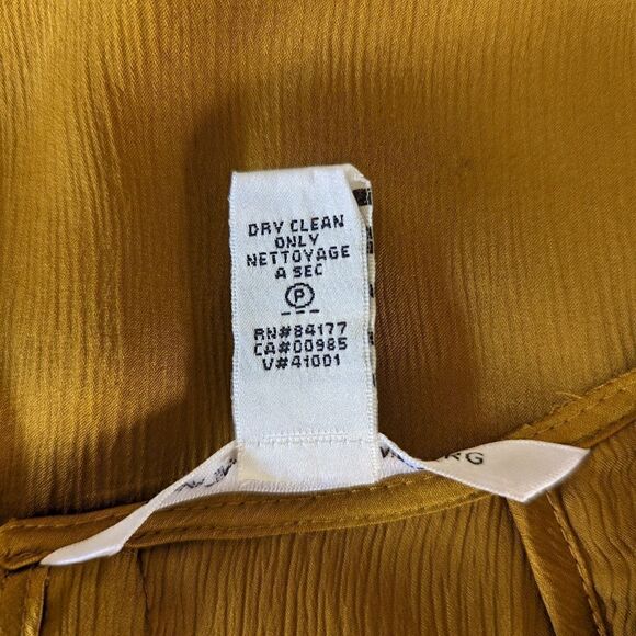 Diane Von Furstenberg Gold 💯% Silk Top 10 Fairy Whimsical Princess Boho - Picture 10 of 10